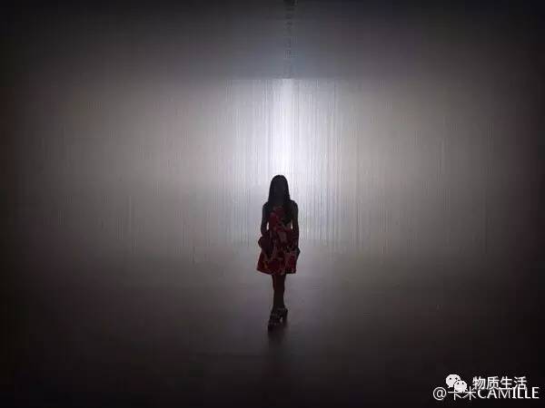 东京 <wbr>▏银座名牌店里的艺术展