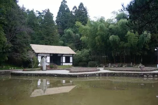 庐山草堂