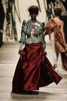 （&ldquo;女巫&rdquo;系列服饰）