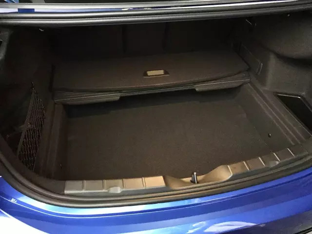 前驱还能否很宝马,国产1系抢了谁的蛋糕?