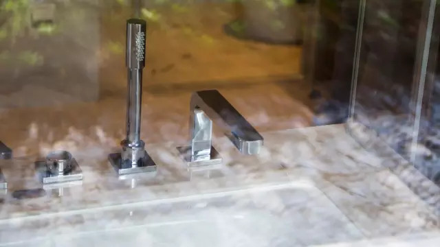 【独家】带您深入了解酒店客房杯具消毒全过程!