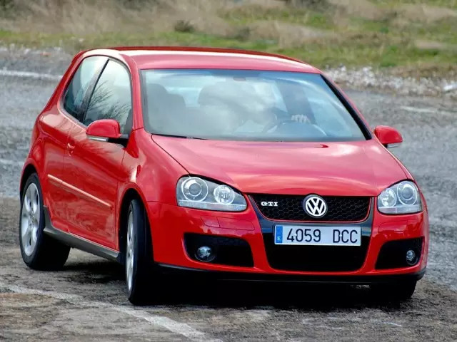 送另一半什么车比较好?