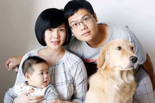 幸福的一家四口