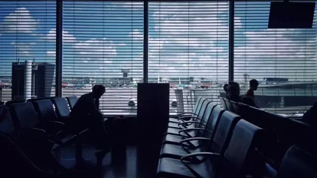 机场过夜指南│让等待变得有趣,拒绝乏味的长夜,来次机场奇妙夜之旅