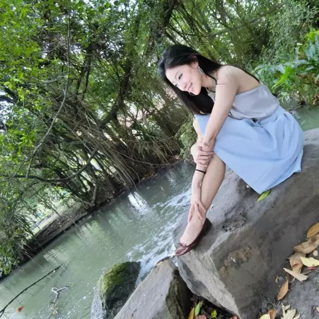 一文起底:最近大火的亚裔女神asia fox到底是谁