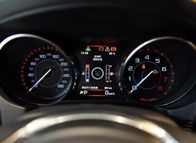 高处不胜寒的捷豹XE S,坚持个性有错吗?