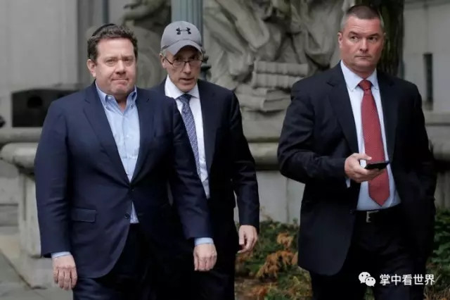 Platinum创始人之一的休伯菲尔德Murray Huberfeld(左)，在6月遭到指控