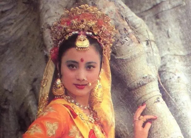 李玲玉30年后再演“西游记”,神秘男主讲述幕后故事