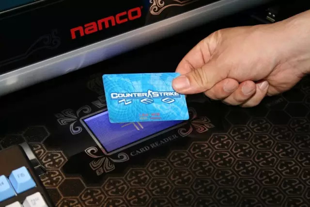刷卡读取游戏记录ID，还可联机对战