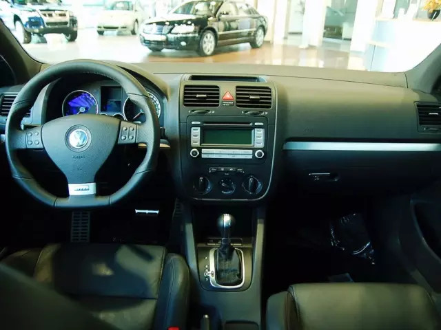 送另一半什么车比较好?