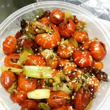 郑州深藏的6家虾尾神店,第一家居然只是大排档!