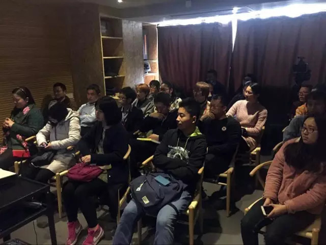 万象×活动回顾 <wbr>| <wbr>在山的那边,我看到的是全世界