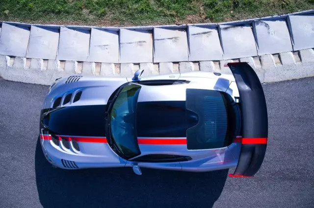 入门级“蛮牛”是如何刷新了保时捷918的记录?