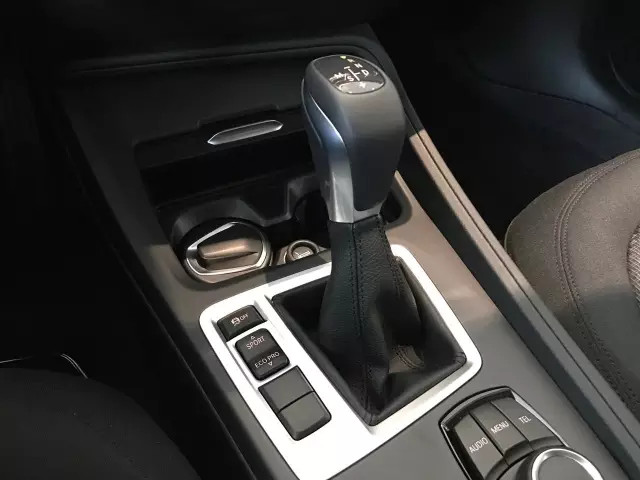 前驱还能否很宝马,国产1系抢了谁的蛋糕?