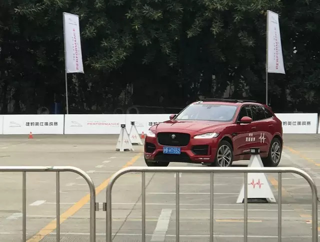 高处不胜寒的捷豹XE S,坚持个性有错吗?