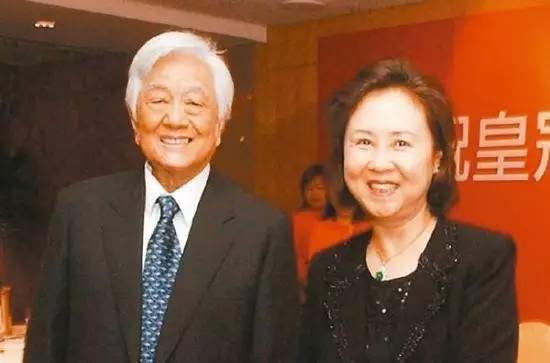 琼瑶和丈夫平鑫涛