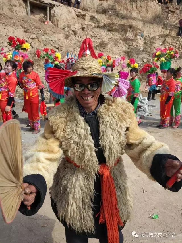 高山戏采访作品专稿‖陇上犁:鱼龙记(组诗) 高山戏采访作品专稿‖陇上犁:鱼龙记(组诗)