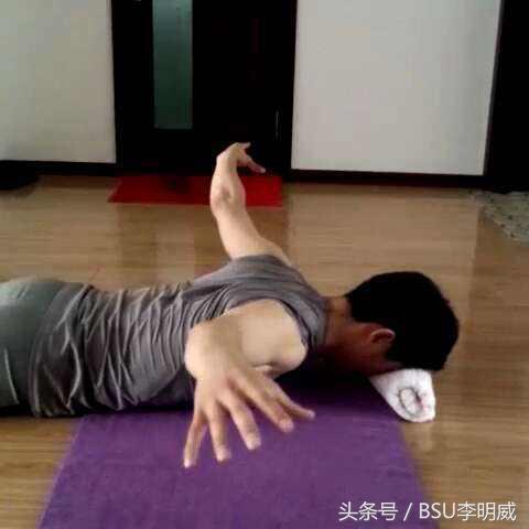 翼状肩,真是一个美丽的错误。 翼状肩,美丽的错误