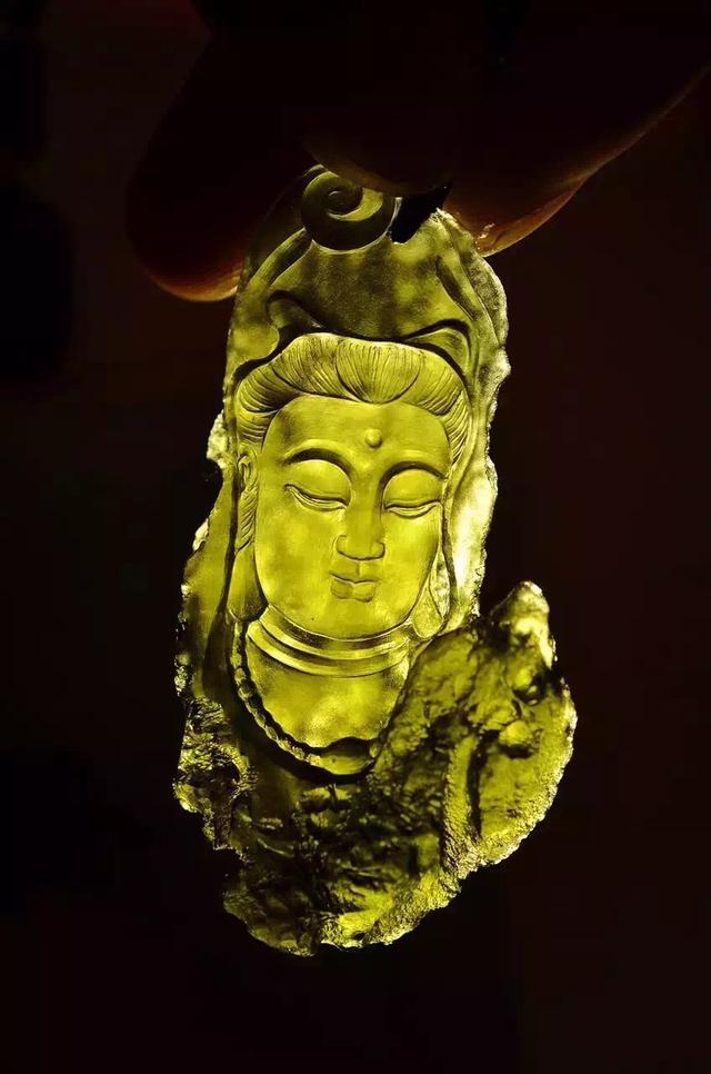 捷克陨石观音吊坠