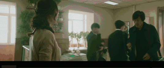 北大硕士，曾一人对阵三大影帝，现成新晋禁欲系男神！