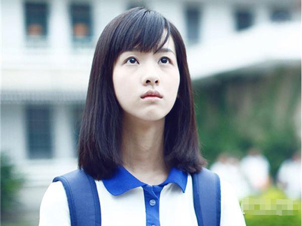 她现在眯眯眼加鼠牙，真丑成阆苑奇葩，快点去求林允的整牙秘诀！