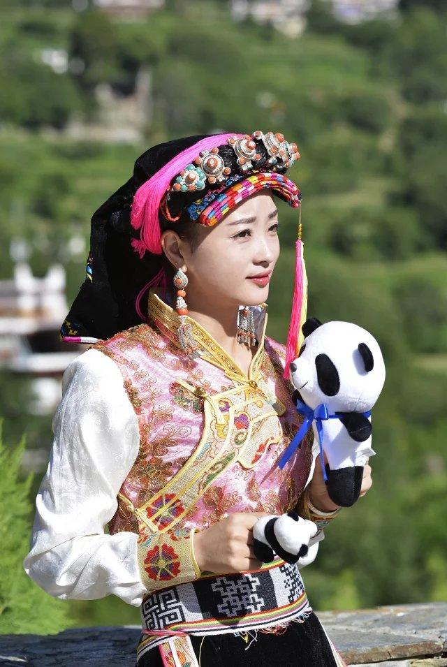 丹巴美女，行摄漫记原创图片。