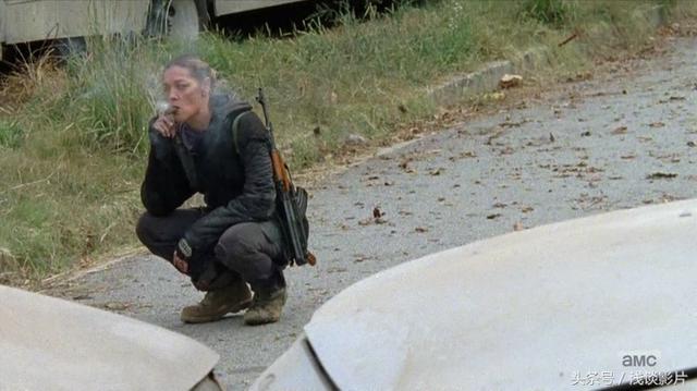 《行尸走肉》第七季16集本季终：垃圾城寨叛变，萨沙自杀变丧尸