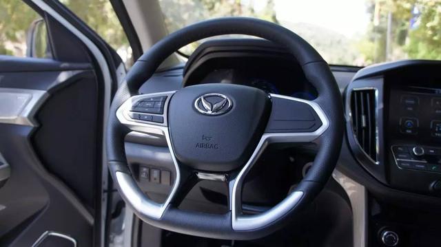 开最火自主SUV是一种什么体验?!