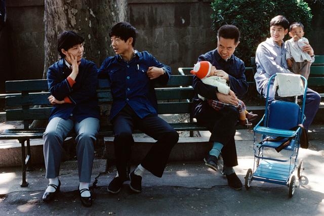 旧影专辑:我们的生活充满阳光 wbr1980年
