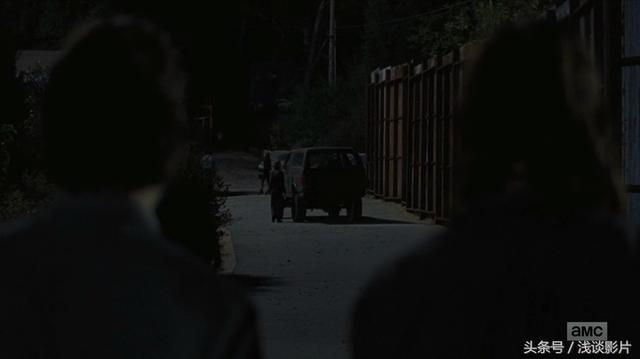 《行尸走肉》第七季16集本季终：垃圾城寨叛变，萨沙自杀变丧尸