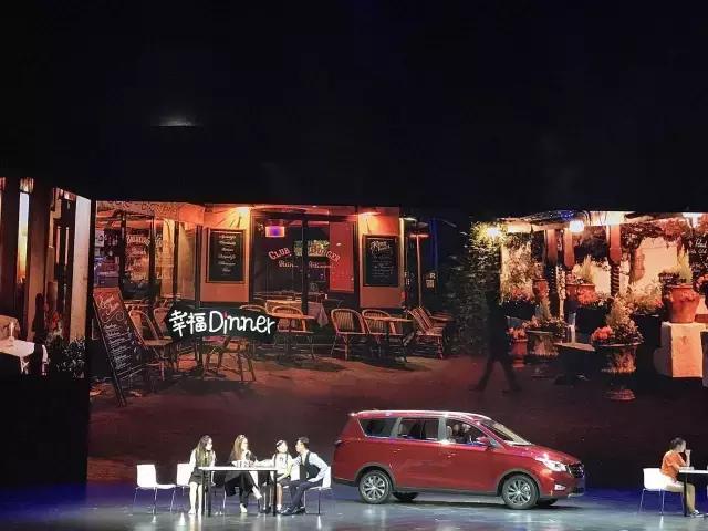 长安V标首款MPV凌轩上市,售价6.79万-8.09万元