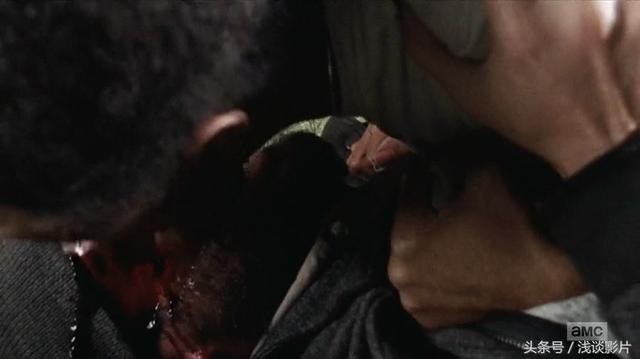 《行尸走肉》第七季16集本季终：垃圾城寨叛变，萨沙自杀变丧尸