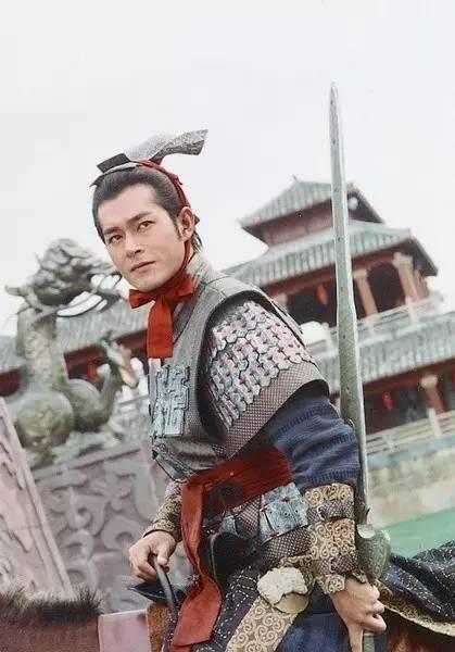 杰克苏鼻祖，黄易的《寻秦记》为什么让我们念念不忘？