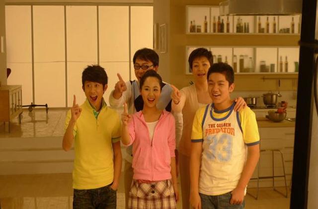 《家有儿女》中的&ldquo;爷爷&rdquo;文兴宇去世，网友纷纷表示怀念！