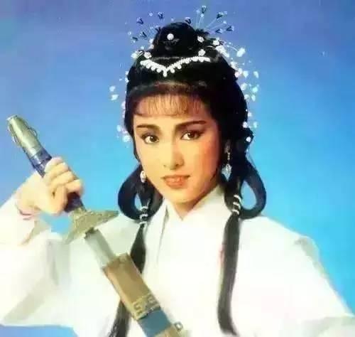 米雪是最经典的黄蓉扮演者 被成龙追过却一直没结婚生子