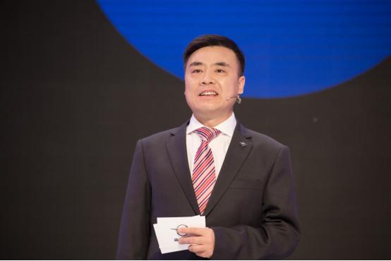 平均油耗降低至百公里4升,给您带来极致驾趣体验