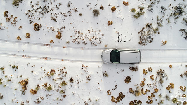 “穿越生命线”美西硬汉之旅第一季《重返66号公路》 谁也不知,在马蹄湾的后面,竟然还隐藏着一个绝美的原始牧场雪原