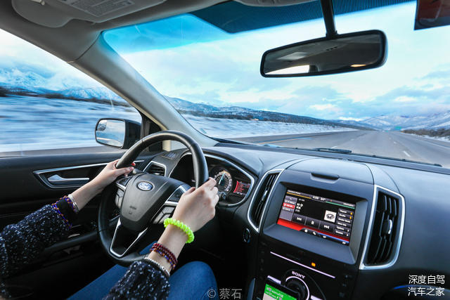 “穿越生命线”美西硬汉之旅第一季《重返66号公路》 终于遇到好天气,我们就任性从拉斯维加斯连夜驱车1000公里第三次返回moab,为的就是拍摄到拱门日出