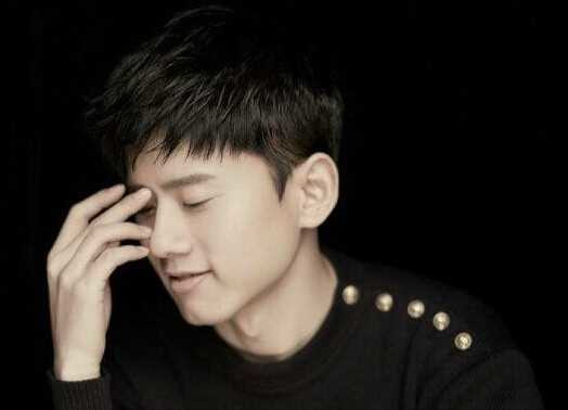 资深媒体人丁太升评价张杰,遭其粉丝无端谩骂连累家人受苦