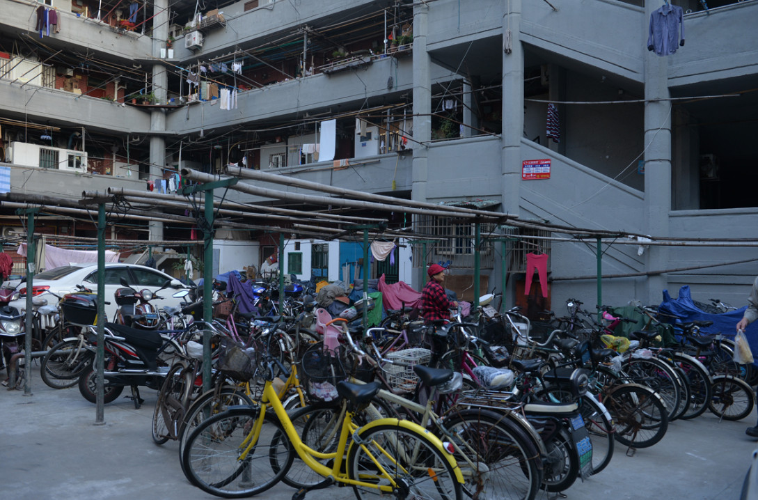 上海蜗居们的"猪笼城寨",周星驰功夫里场景的升级版!