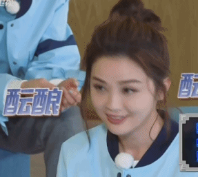 离过婚的35岁女人该怎么活?阿Sa美得超乎你想象