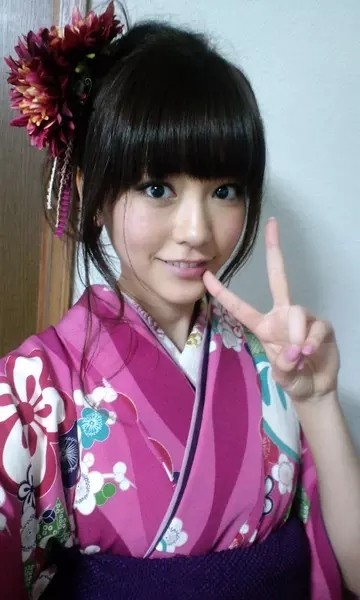 日本女星和服show 夏日绝配娇羞不已