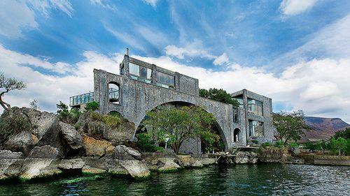 杨丽萍双廊酒店因污染暂停营业私人豪宅月亮宫不受影响