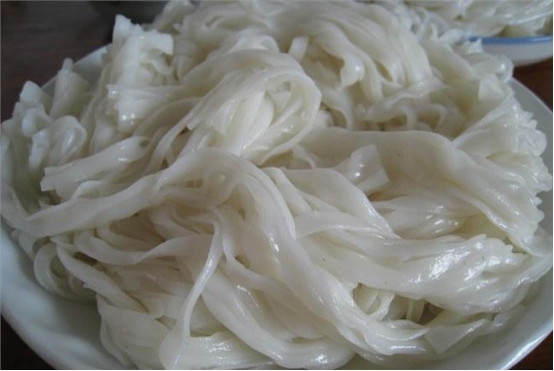 风尘仆仆到梧州 为的是那一碗粉!