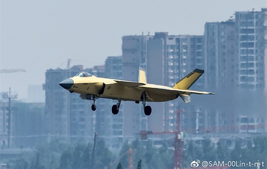 第15架歼20曝光生产进度将超越日本f35a