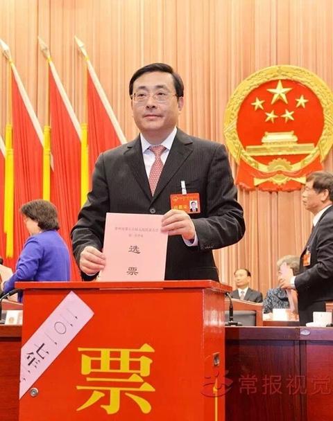 常州市两会闭幕新任书记市长将如何种好幸福树