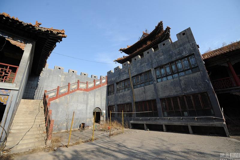 太原"三国城"荒废20年 建造耗资6000万