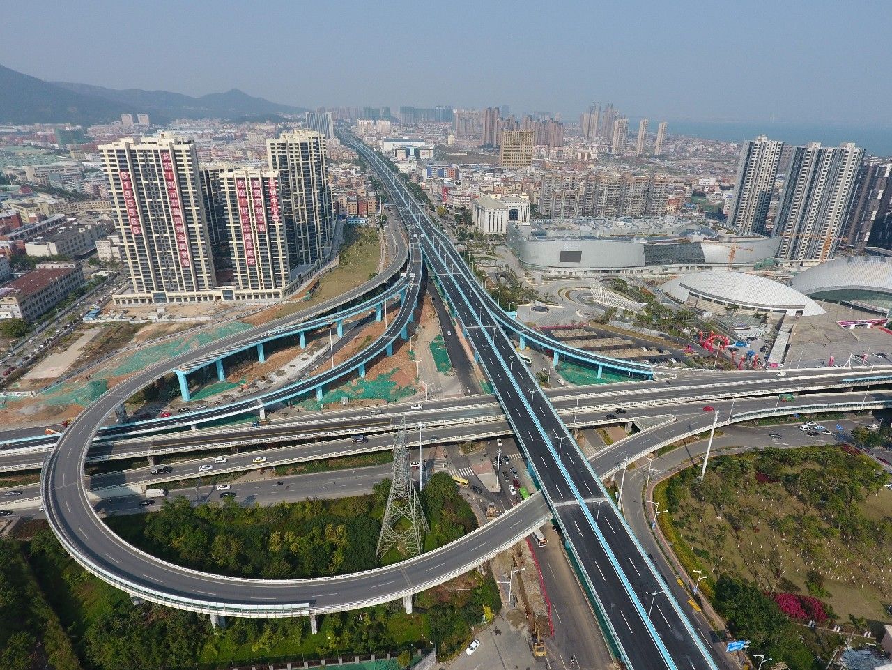 集源隧道集美大道跨线桥今天12点开放未来岛内到同安可省一半时间