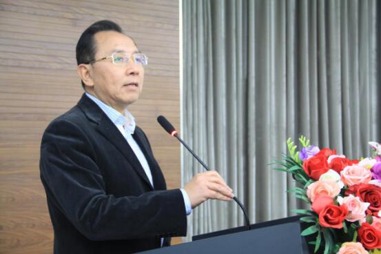 中国政法商学院院长孙选中谈法商管理