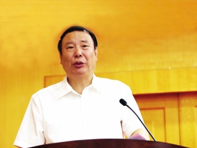 省公安厅党委副书记,常务副厅长吕宏跃省公安厅党委以"两学一做"学习